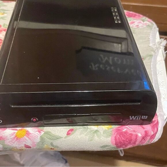 Nintendo Wii U - Picture 5 of 7
